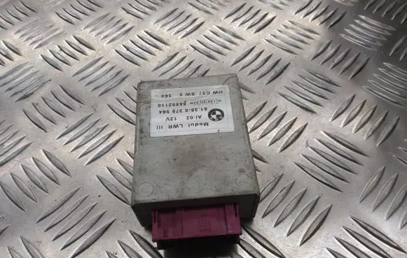 BMW 5 E39 Light module LCM 8375964