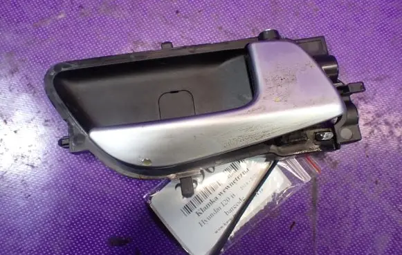 Hyundai i20 (GB IB) Front door interior handle 82620-C8000