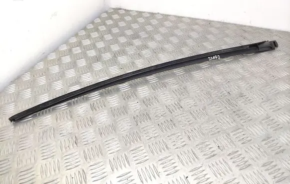 Volkswagen Golf VI Front door glass trim molding 5K0854320