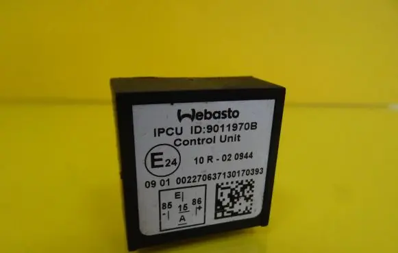Mercedes-Benz CLK A208 C208 Auxiliary heating control unit/module 9011970B