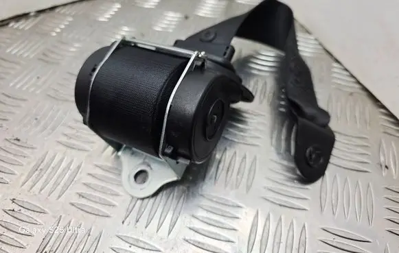 Mini One - Cooper Coupe R56 Rear seatbelt 2751402
