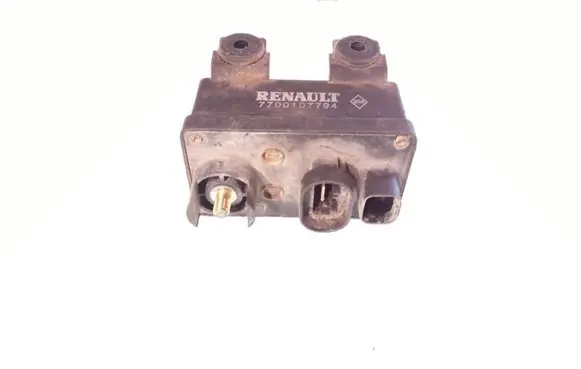 Volvo S40, V40 Glow plug pre-heat relay 7700107794