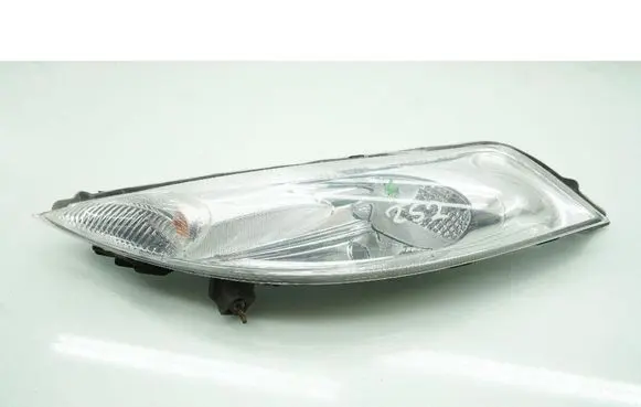 Nissan Juke I F15 Headlight/headlamp MMAUTKO23987