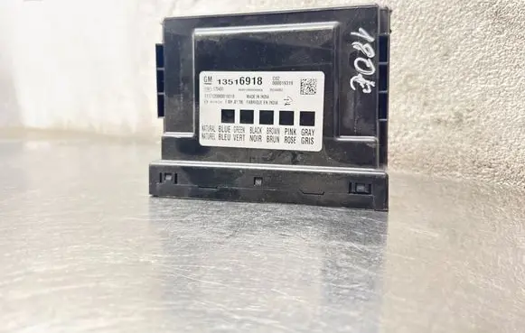Opel Insignia B Central body control module 13516918 000019319 650446862