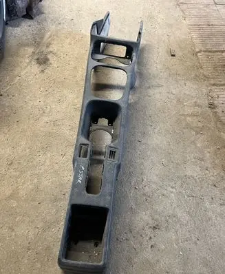 Mitsubishi Space Star Center console MR270192