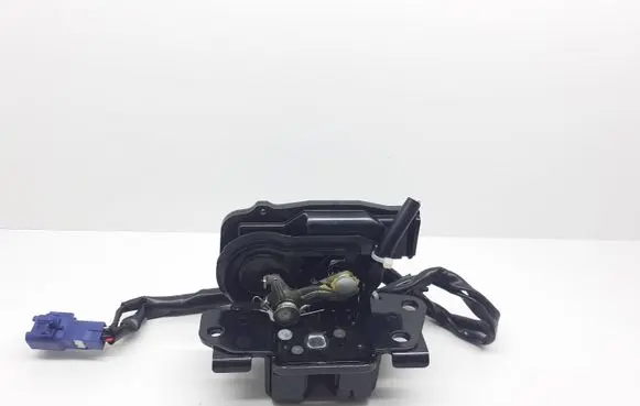 Lexus CT 200H Tailgate/trunk/boot lock/catch/latch