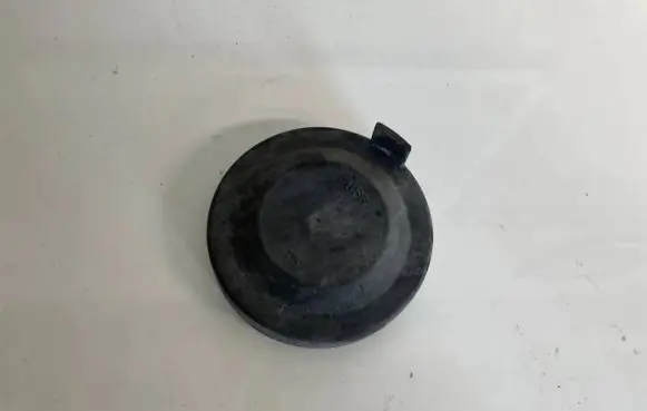 Citroen C4 I Headlight/headlamp dust cover c1156