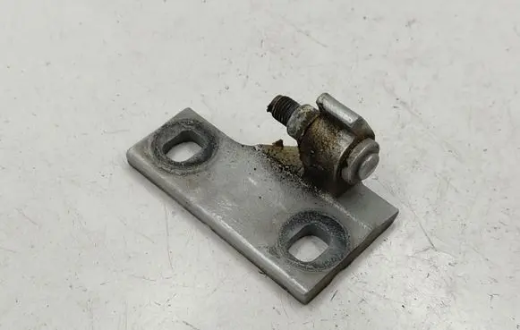 BMW 7 E65 E66 Front door upper hinge