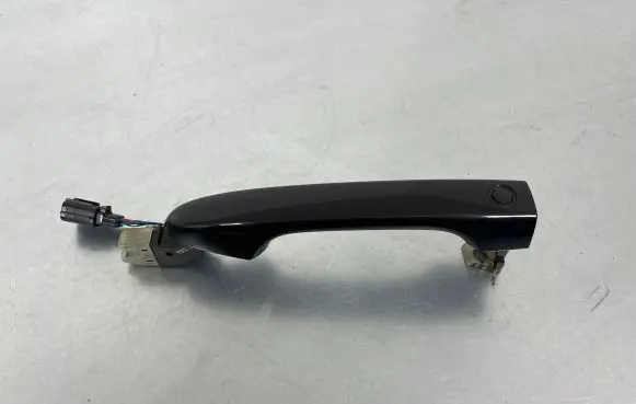 Honda CR-V Front door exterior handle