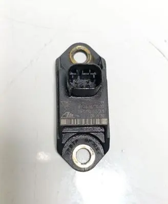 Porsche Panamera (970) Airbag deployment crash/impact sensor 97060611100 15179200731