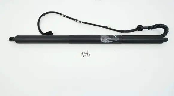 BMW X3 F25 Tailgate strut 7432741