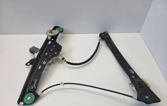 BMW 3 E90 E91 Front door window regulator with motor 6927028 996625101