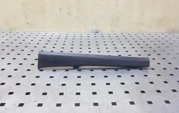 Other sill/pillar trim element