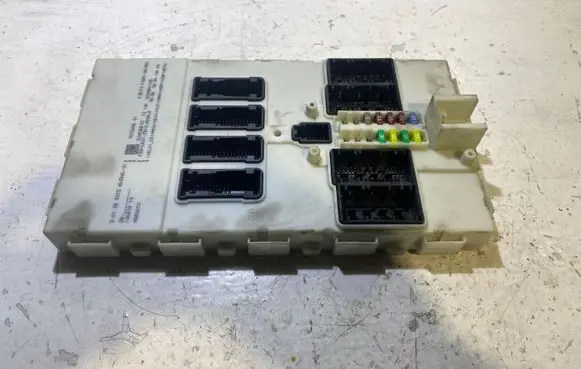 BMW 3 F30 F35 F31 Comfort/convenience module 931568601 6135931568601