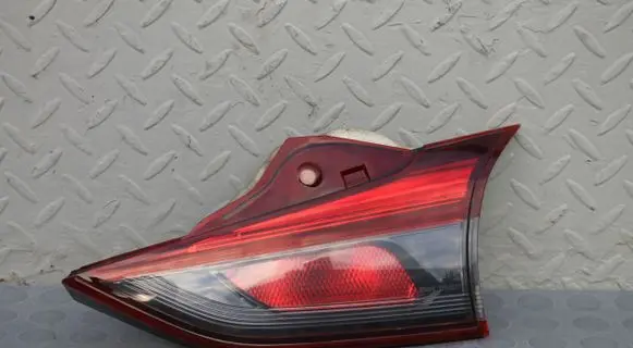 Mazda 6 Tailgate rear/tail lights