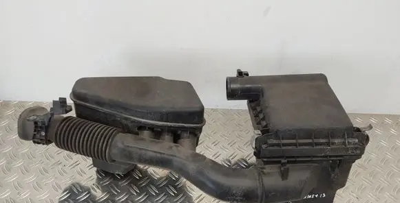 Toyota Prius+ (ZVW40) Air filter box 1781237030 1770537121