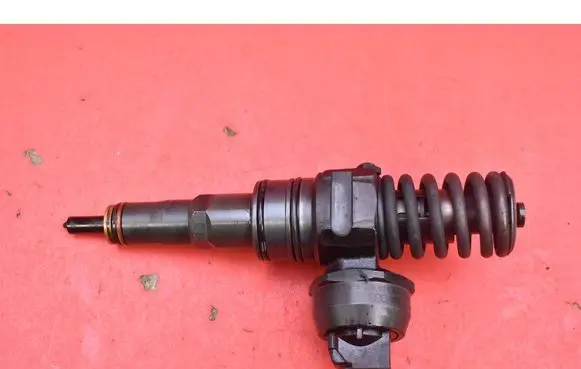 Audi A4 S4 B6 8E 8H Fuel injector 038130073BA