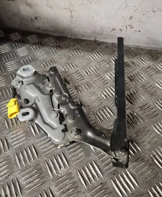 Audi A6 S6 C8 4K Bonnet Pedestrian Airbag Actuator 4K0823823B