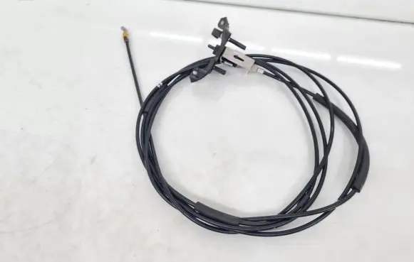 Mazda 6 Engine bonnet/hood lock release cable 