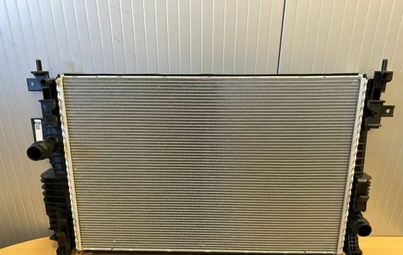 Peugeot 408 P54 Coolant radiator 9813964480