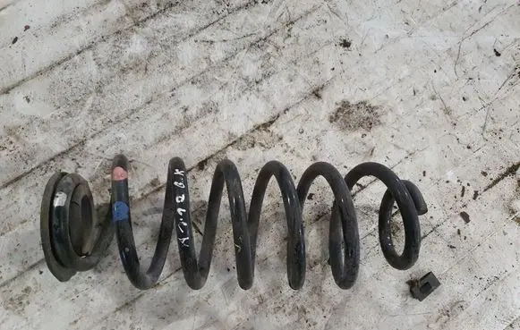 Honda Insight Rear coil spring NOCODE