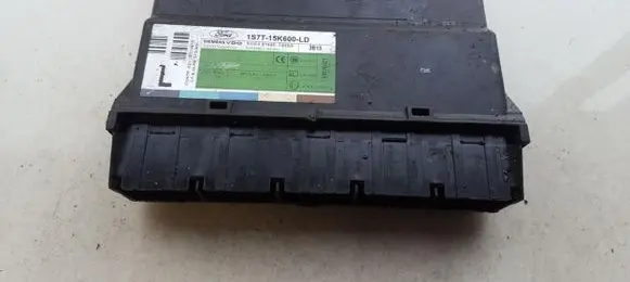 Ford Mondeo Mk III Comfort/convenience module 1s7t15k600ld 1s7t-15k600-ld