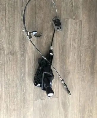 Lexus NX Gear shifter/selector 75C995
