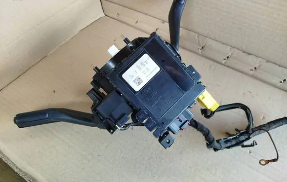 Volkswagen PASSAT B6 Wiper turn signal indicator stalk/switch 3C0953549AD