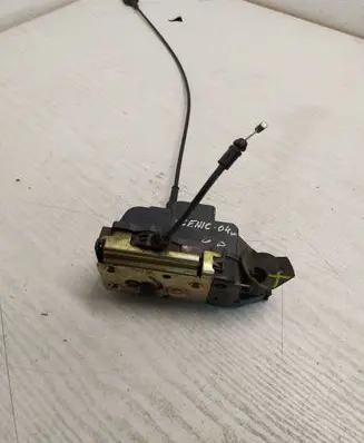 Renault Scenic II - Grand scenic II Front door lock