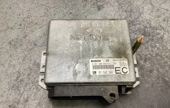 Opel Frontera A Engine control unit/module 0261200540 91140246 26SA3068