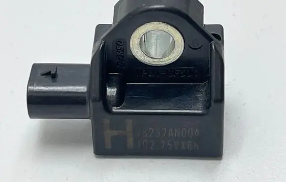 Subaru Outback (BT) Airbag deployment crash/impact sensor 98237AN00A