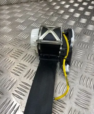Volkswagen Tiguan Front seatbelt 5N2857706B