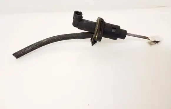 Skoda Octavia Mk1 (1U) Clutch master cylinder 1J1721388C