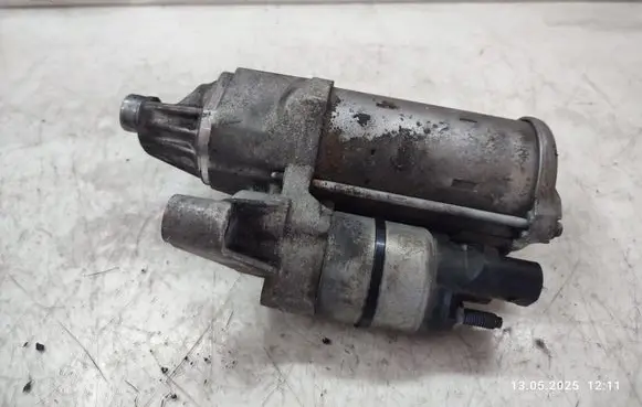 Audi A4 S4 B9 Starter motor 04L911021B