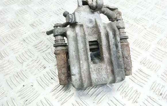 Volkswagen Golf IV Rear brake caliper