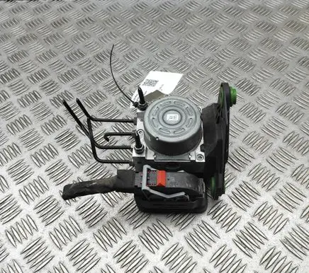 Volkswagen Caddy ABS Pump 5WA614517BJ 10022024044