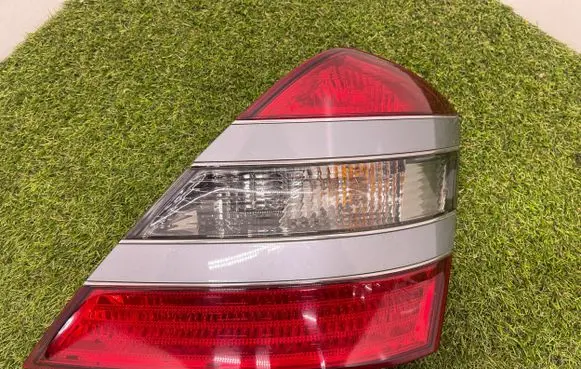Mercedes-Benz S W221 Rear/tail lights A2218200264