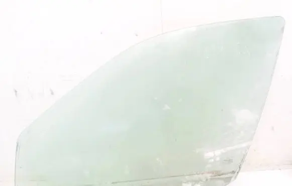 Citroen Xsara Front door window glass four-door