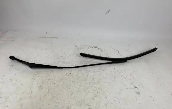 Porsche Macan (95B) Front wiper blade arm 95B955408