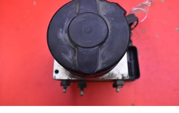 Volvo 850 ABS Pump 9140254