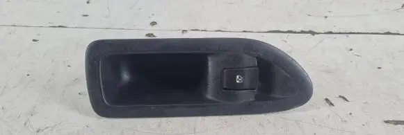 Renault Laguna II Electric window control switch 8200016014