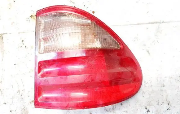 Mercedes-Benz E W210 Rear/tail lights A2108205464
