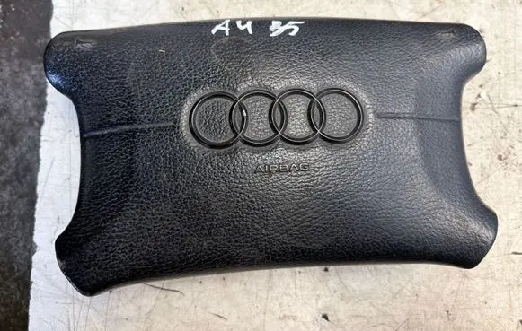 Audi A4 S4 B5 8D Steering wheel airbag 95465C