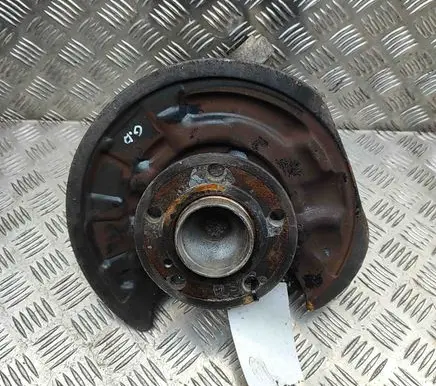 Mercedes-Benz A W176 Rear wheel hub A2464230520 A2463503641