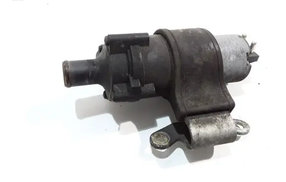 Mercedes-Benz Sprinter W901 W902 W903 W904 Electric auxiliary coolant/water pump