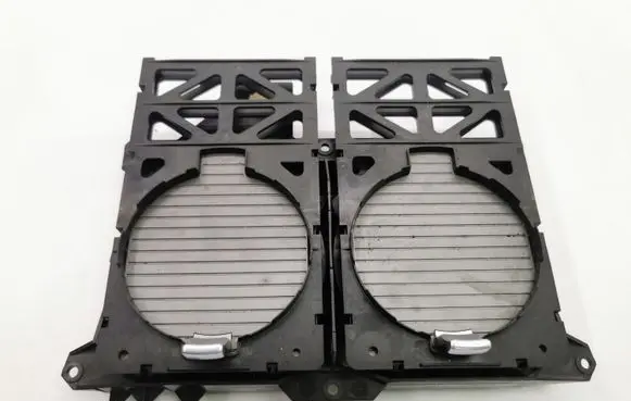 Cup holder front