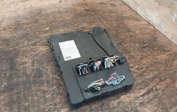 Renault Megane II Comfort/convenience module 8200305575 8200280943