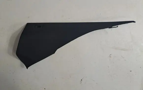 (C) pillar trim