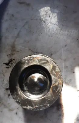 Piston