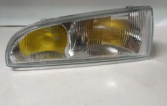 Hyundai H-100 Headlight/headlamp 1012895 9210143830
